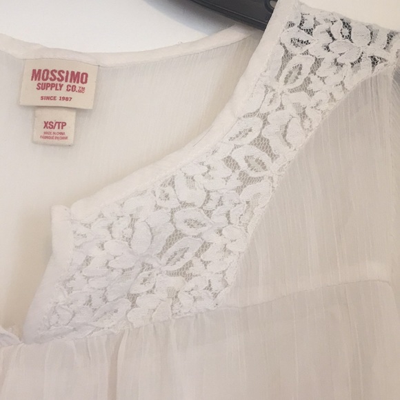 Mossimo Top - Picture 2 of 4